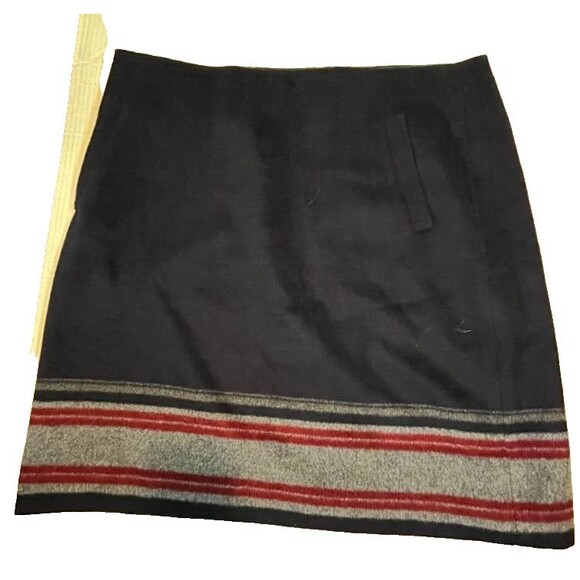 Talbots Business Casual Wool Blnd Navy Blue Pencil Skirt w/Red/Grey Stripes 16* - Picture 1 of 5